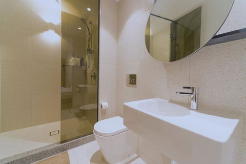 Fawkner Apartment Bay-view 5 - Grafton Accommodation 7