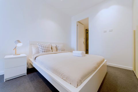 Fawkner Apartment Bay-view 5 - Grafton Accommodation 3