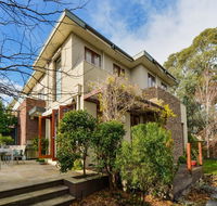 Boutique Stays - Maple On Kent Glen Iris Townhouse - Grafton Accommodation