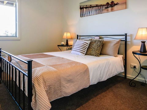 Saltwater Breeze Retreat - Grafton Accommodation 18