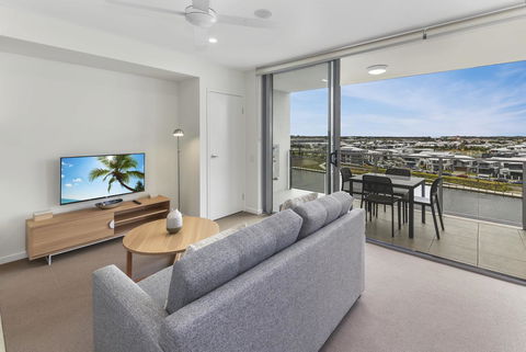Aquarius Kawana - Grafton Accommodation 11