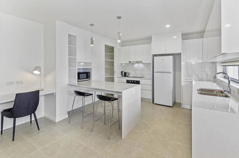 Aquarius Kawana - Grafton Accommodation 25