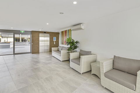 Aquarius Kawana - Grafton Accommodation 33