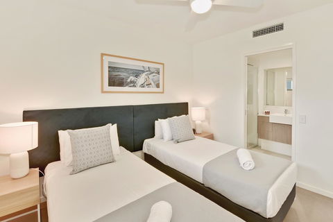 Aquarius Kawana - Grafton Accommodation 26
