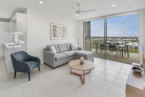 Aquarius Kawana - Grafton Accommodation 6