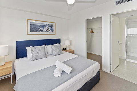 Aquarius Kawana - Grafton Accommodation 23