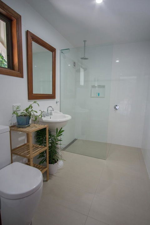 Debbie\'s Place - Grafton Accommodation 5