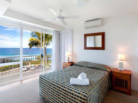 La Mer Sunshine Beachfront - Grafton Accommodation 26