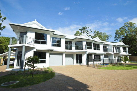 Woodville Beach Townhouse 6 - Grafton Accommodation 6