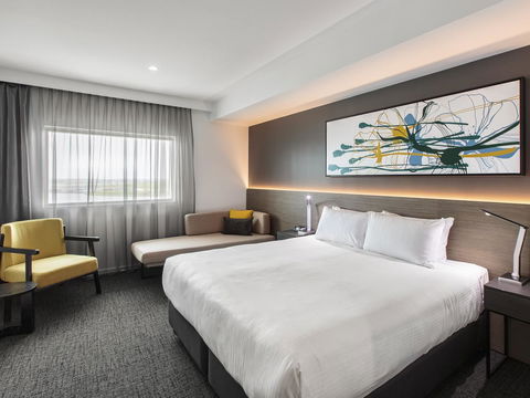 Mercure Sunshine Coast Kawana Waters - Grafton Accommodation 7