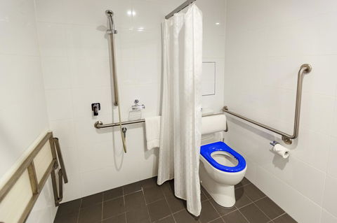 Mercure Sunshine Coast Kawana Waters - Grafton Accommodation 26