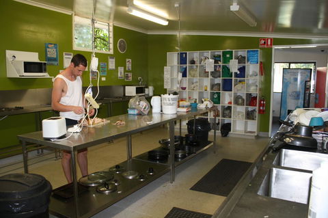 Nomads Airlie Beach - Grafton Accommodation 12