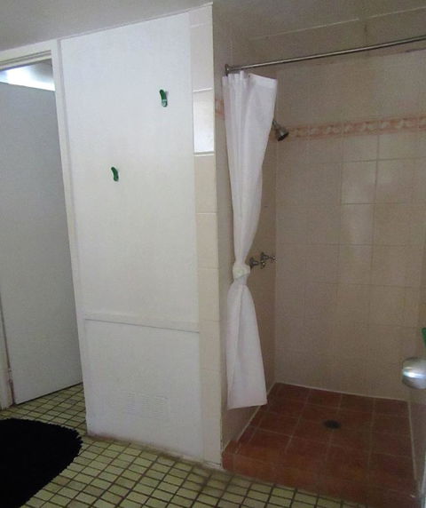 Nomads Airlie Beach - Grafton Accommodation 4