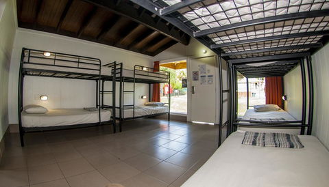 Nomads Airlie Beach - Grafton Accommodation 17