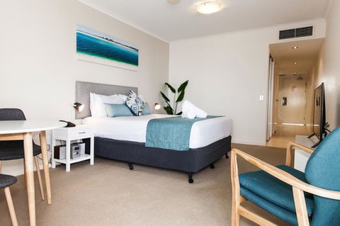 Ocean Views Resort Caloundra - Grafton Accommodation 12