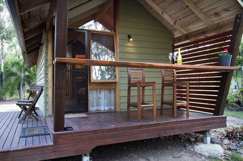 Airlie Beach Eco Cabins - Adults Only - Grafton Accommodation 18