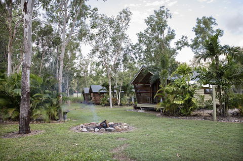 Airlie Beach Eco Cabins - Adults Only - Grafton Accommodation 32