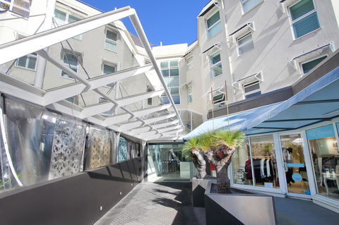 Emerald Noosa - Grafton Accommodation 2