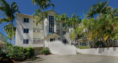 On The Beach Apartments - Grafton Accommodation 1