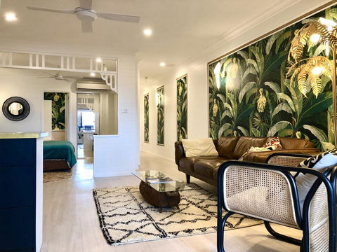 NOMAD - Luxe Apartment - Grafton Accommodation 24