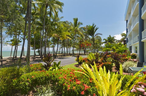 Agincourt Beachfront Apartments - Grafton Accommodation 26