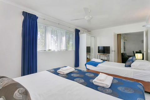 Agincourt Beachfront Apartments - Grafton Accommodation 16
