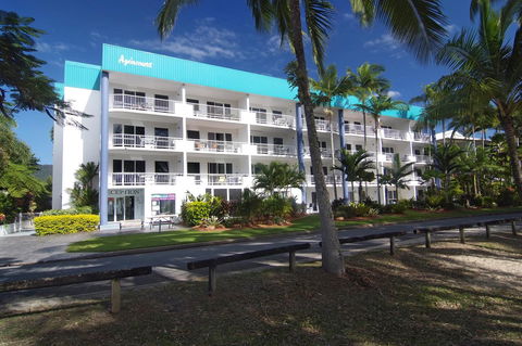 Agincourt Beachfront Apartments - Grafton Accommodation 1