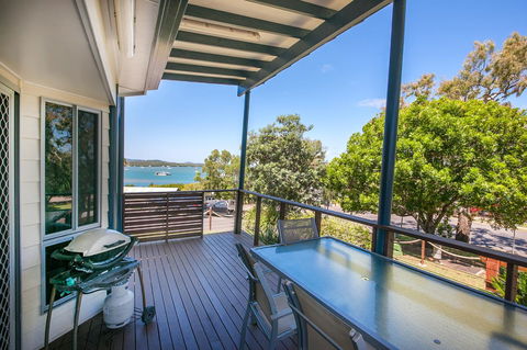 Sunset Cabins 1770 - Grafton Accommodation 2