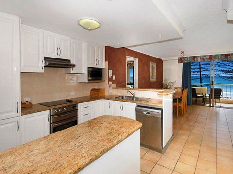 Coolum Caprice - Grafton Accommodation 25
