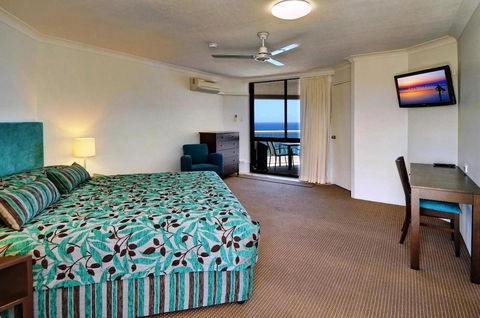 Coolum Caprice - Grafton Accommodation 21