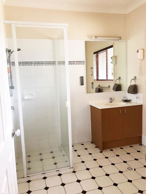 The Bearded Dragon Boutique Hotel - Grafton Accommodation 12
