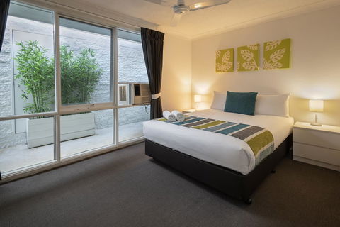 The Beach Motel Hervey Bay - Grafton Accommodation 1