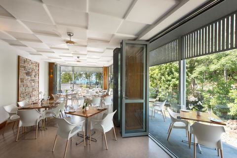 Heart Hotel And Gallery Whitsundays - Grafton Accommodation 6