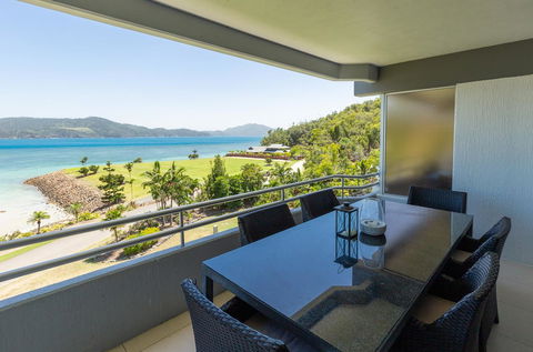 Beach Lodges - Grafton Accommodation 4