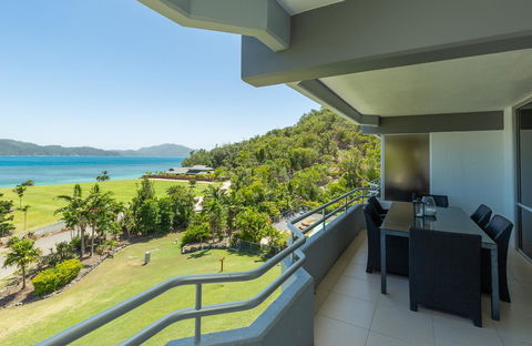 Beach Lodges - Grafton Accommodation 15