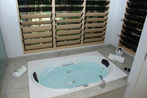 Sanctuary Palm Cove - Grafton Accommodation 15