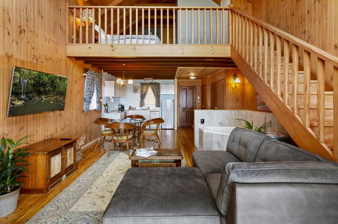 The Polish Place - Grafton Accommodation 13
