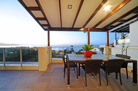 Whitsunday Reflections - Grafton Accommodation 31