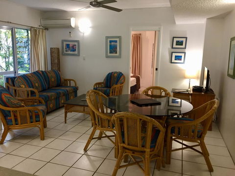 The Port Douglas Queenslander - Grafton Accommodation 6