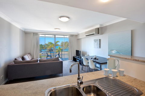 The Point Resort - Grafton Accommodation 27