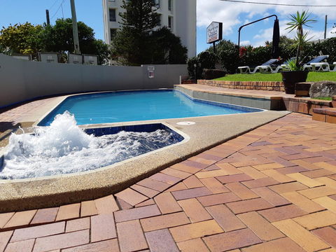 Surfers Chalet - Grafton Accommodation 3