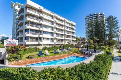 Surfers Chalet - Grafton Accommodation 0