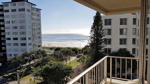 Surfers Chalet - Grafton Accommodation 15
