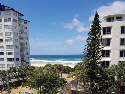 Surfers Chalet - Grafton Accommodation 29