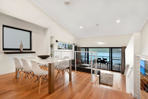 Shorelines - Grafton Accommodation 13