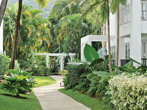 Palm Cove Paradise - Couples Spa Beach Getaway - Grafton Accommodation 19
