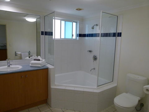 Madison Ocean Breeze Apartments - Grafton Accommodation 34