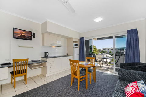 Madison Ocean Breeze Apartments - Grafton Accommodation 12