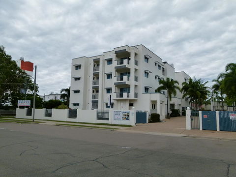 Madison Ocean Breeze Apartments - Grafton Accommodation 6