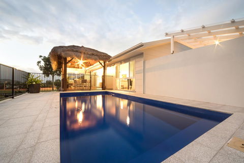 Whitsunday Luxury Homes - Grafton Accommodation 0